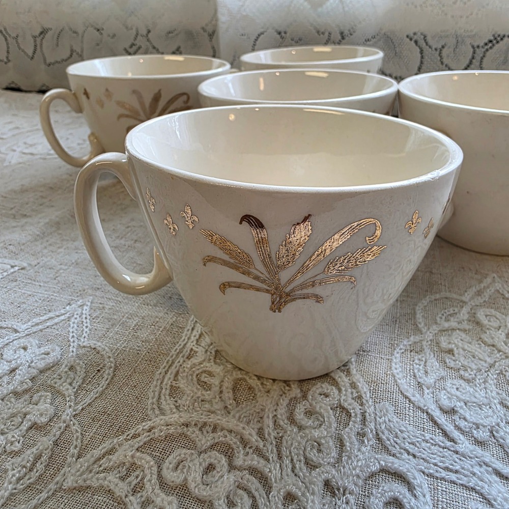 USA Pottery Coffee Cups Set of 5 Cream Gold Wheat Fleur-de-lis Vintage